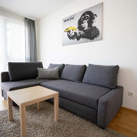 Donaufeld Living - Modernes Und Helles Apartment Vienna Luaran gambar