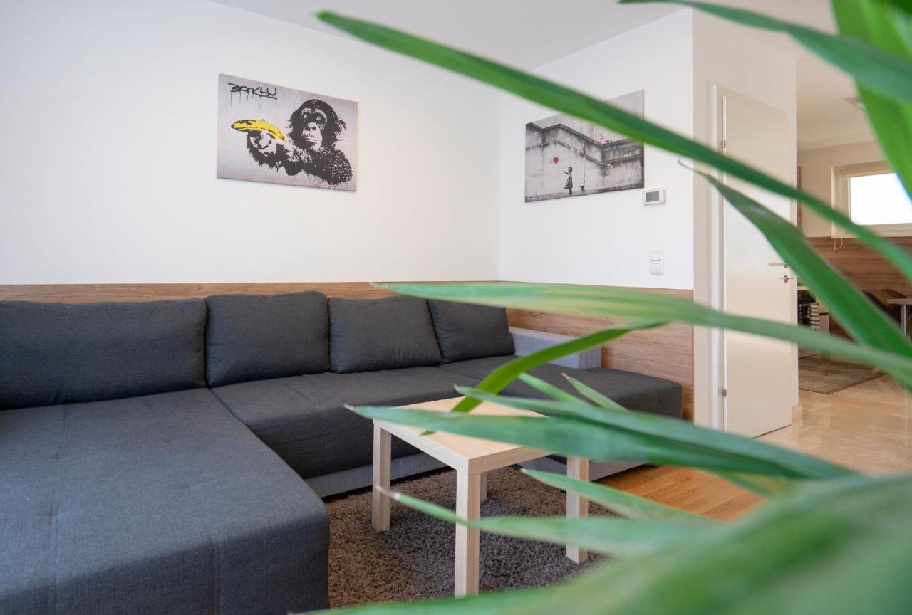 Donaufeld Living - Modernes Und Helles Apartment Vienna Luaran gambar