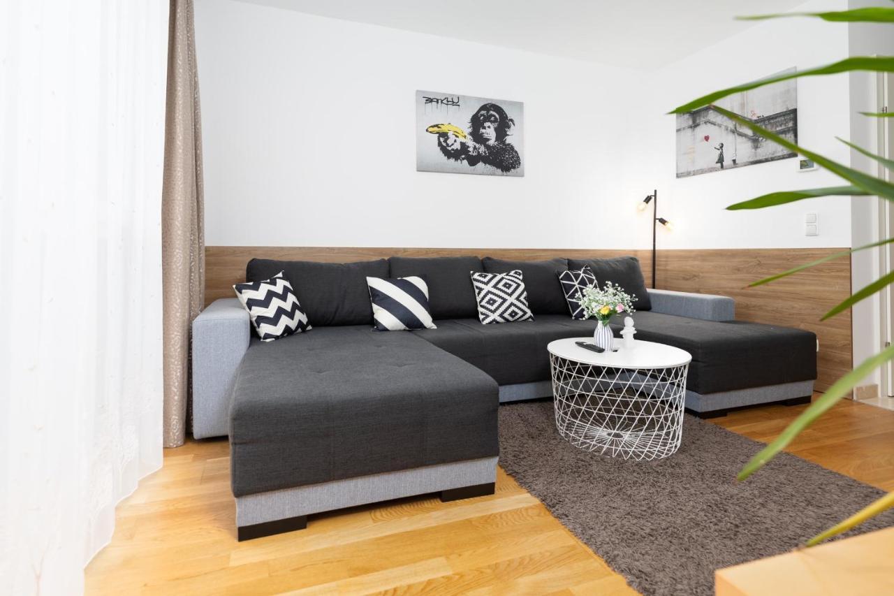 Donaufeld Living - Modernes Und Helles Apartment Vienna Luaran gambar