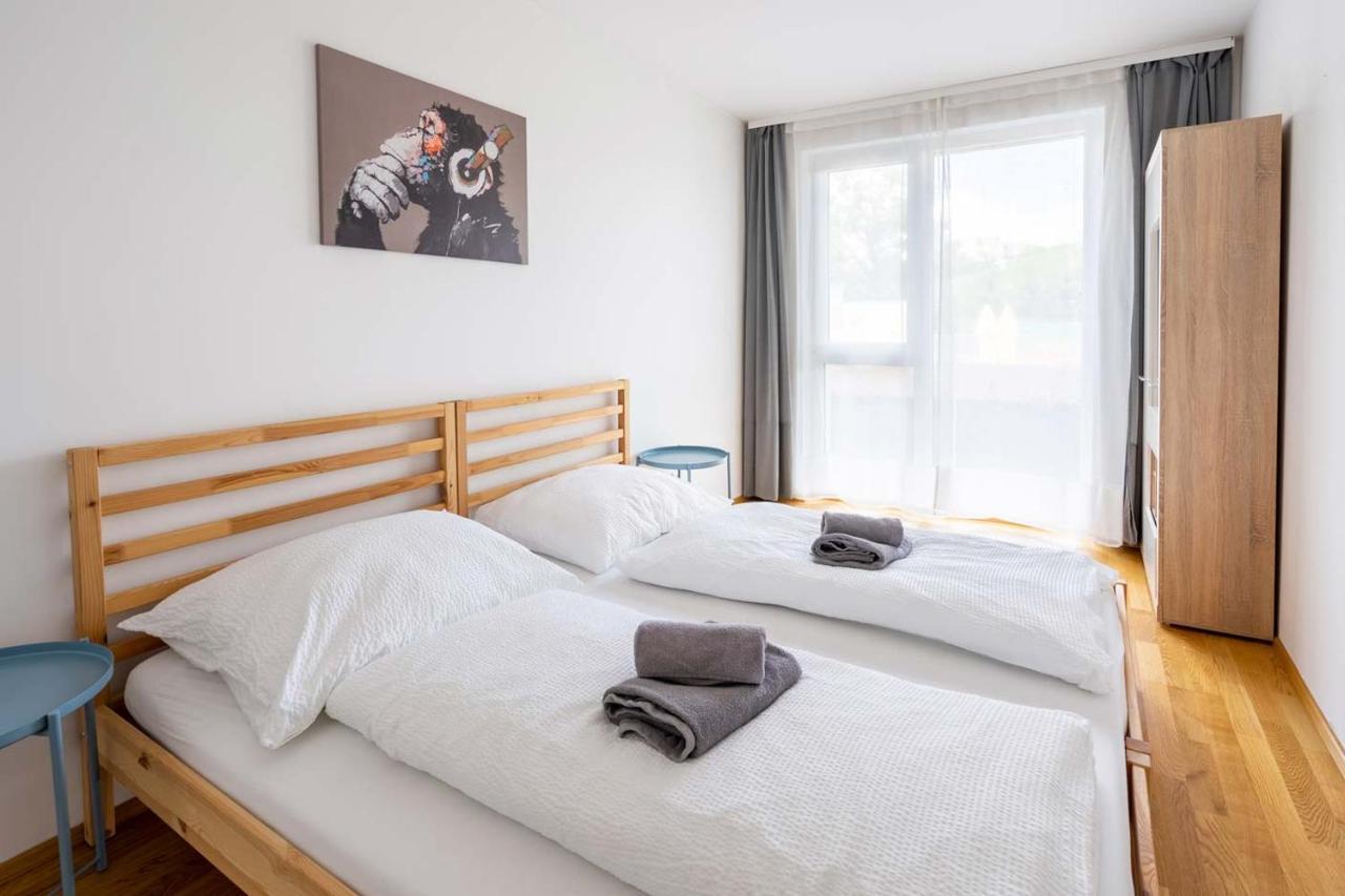 Donaufeld Living - Modernes Und Helles Apartment Vienna Luaran gambar