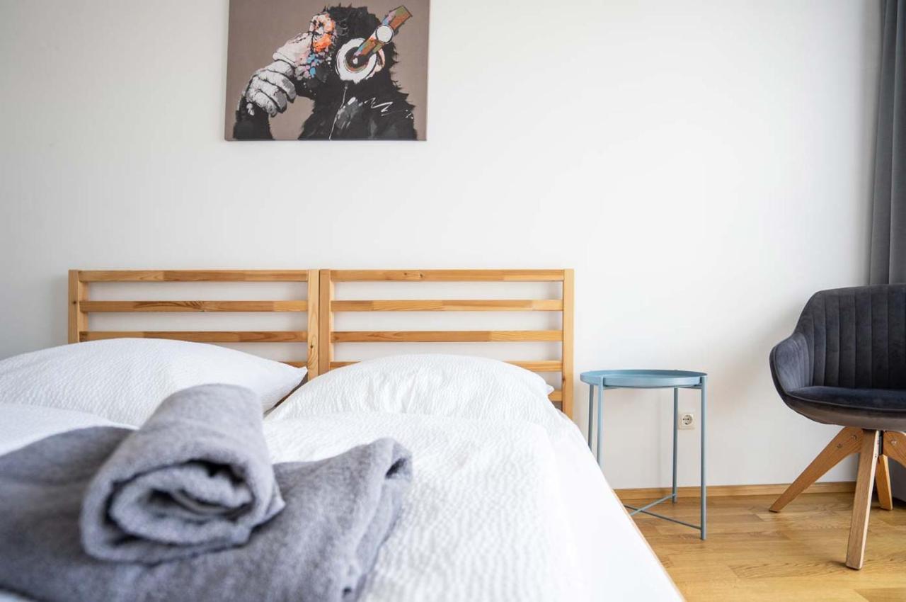 Donaufeld Living - Modernes Und Helles Apartment Vienna Luaran gambar