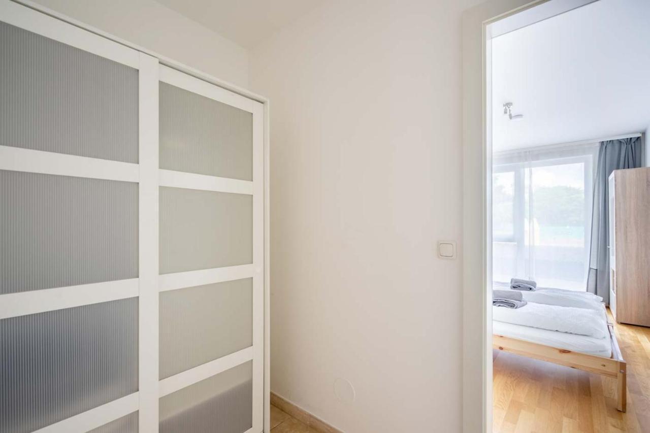 Donaufeld Living - Modernes Und Helles Apartment Vienna Luaran gambar