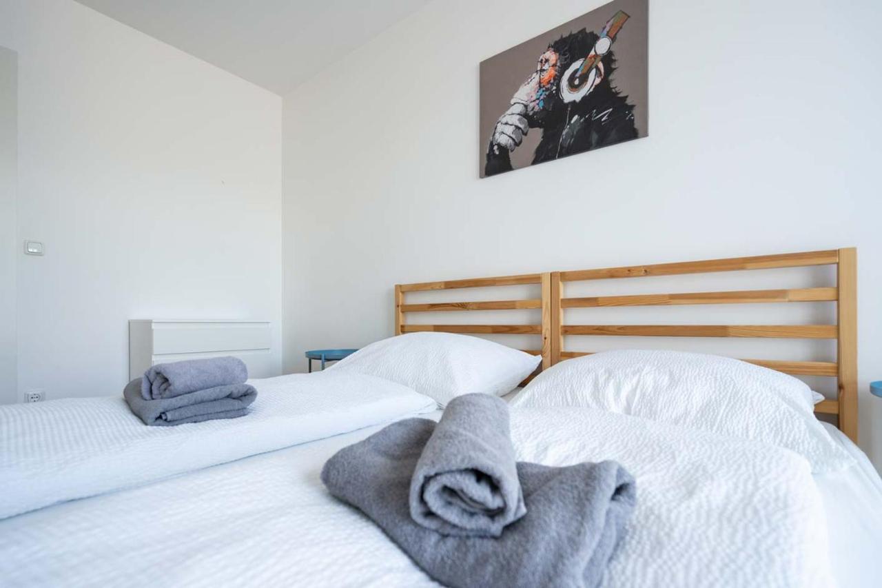 Donaufeld Living - Modernes Und Helles Apartment Vienna Luaran gambar