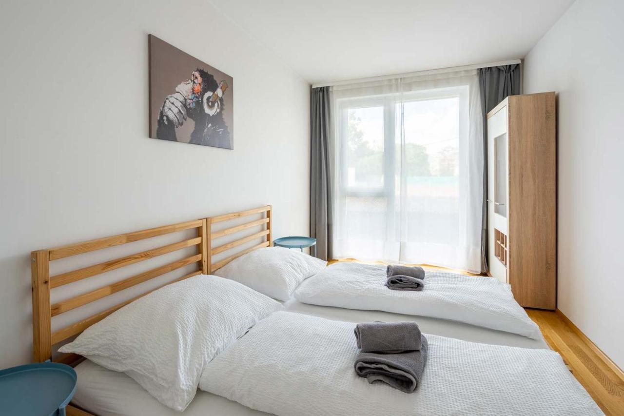 Donaufeld Living - Modernes Und Helles Apartment Vienna Luaran gambar