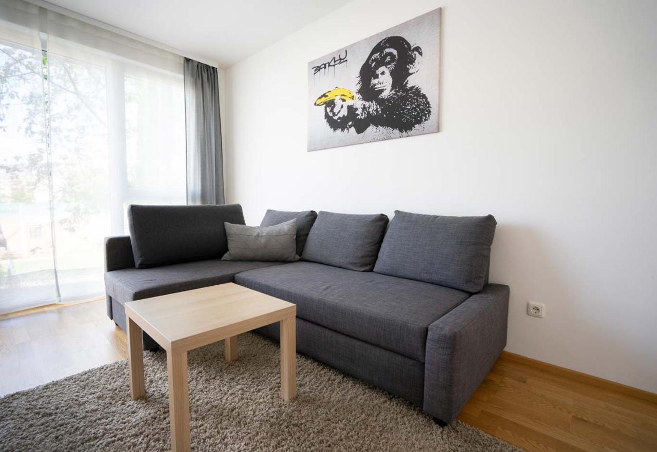Donaufeld Living - Modernes Und Helles Apartment Vienna Luaran gambar